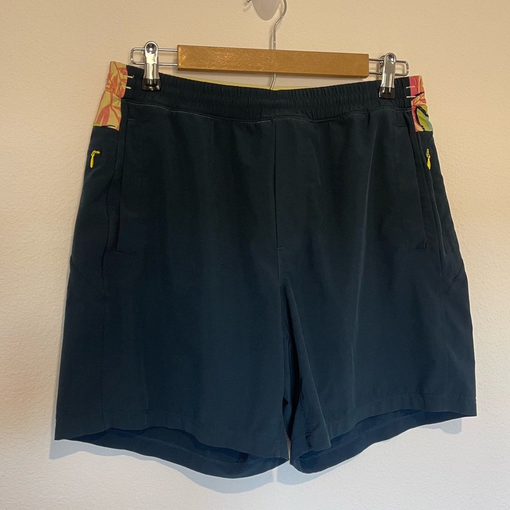 Birddogs Shorts Mens Blue sz Large Classic Gym Shorts Parrot Casual Workout - Picture 2 of 11